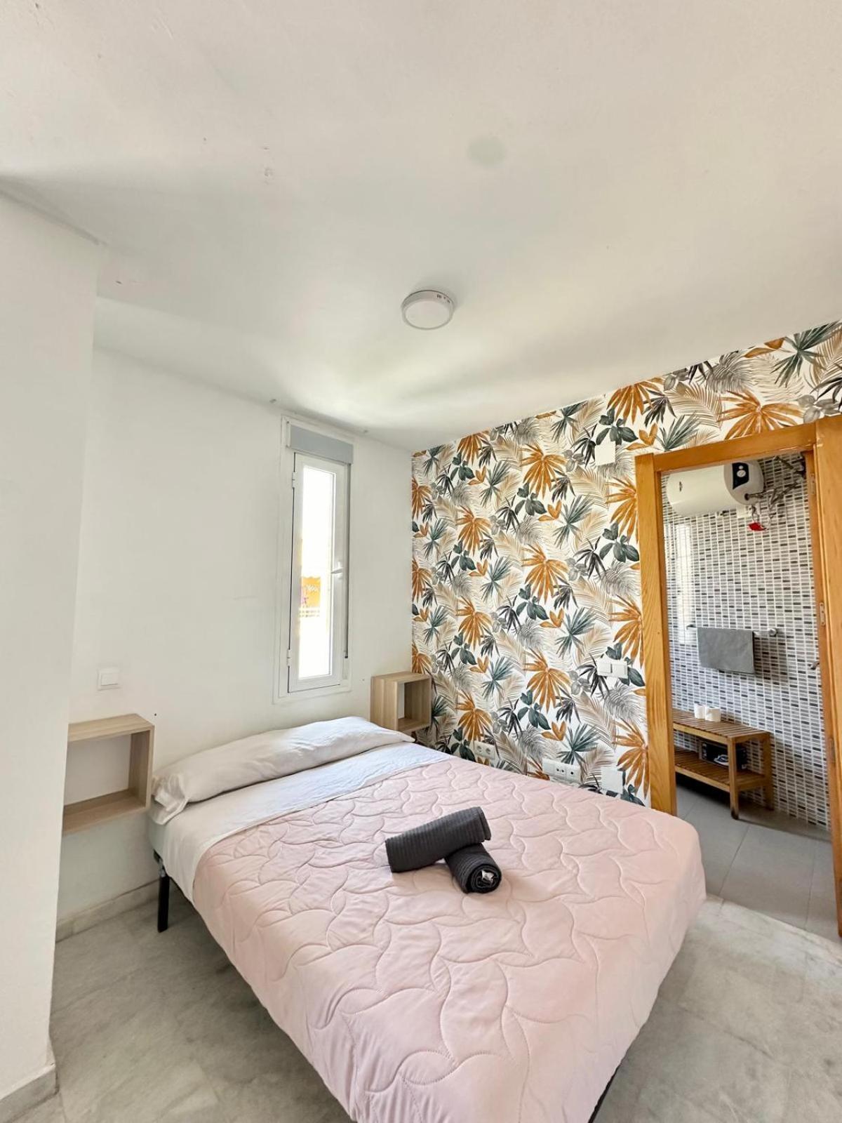 Apartamentos Playa Misericordias 马拉加 外观 照片