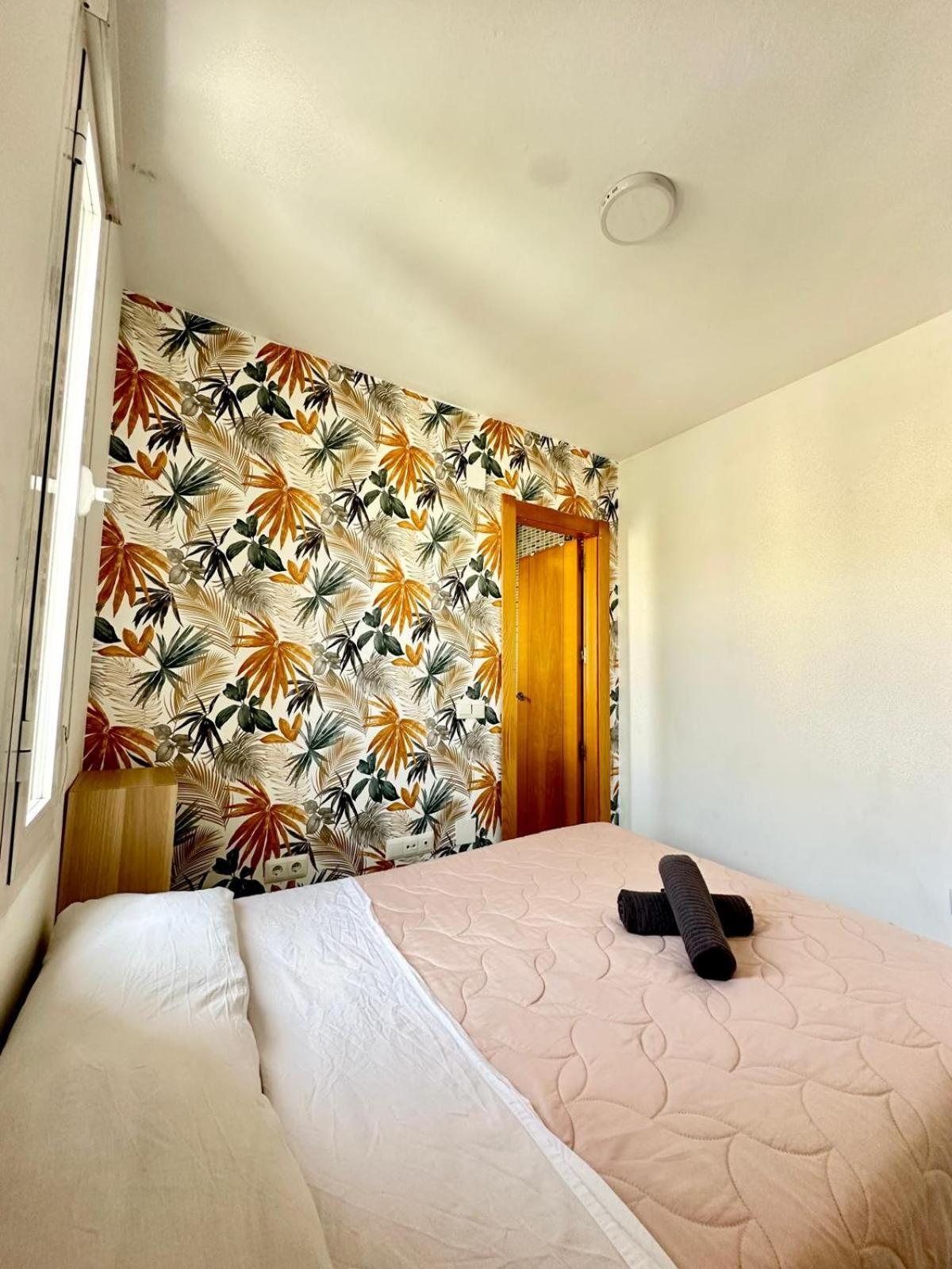Apartamentos Playa Misericordias 马拉加 外观 照片